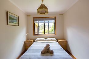 Wonboyn Cabins & Caravan Park