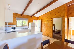 Wonboyn Cabins & Caravan Park