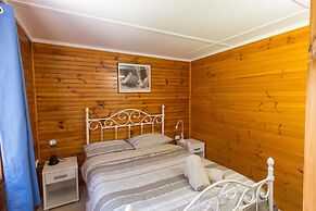 Wonboyn Cabins & Caravan Park