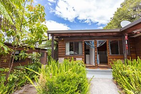 Wonboyn Cabins & Caravan Park