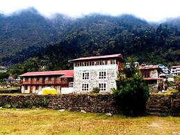 Lukla Airport Resort, Lukla