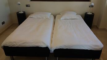 First Line Penthouse With Private Pool