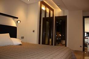 First Line Penthouse With Private Pool