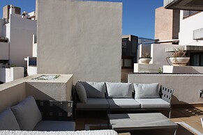 3 Bedroom Apartment With Private Pool