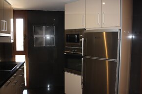 Frontline Penthouse With Private Pool