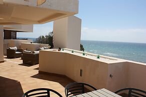 Frontline Penthouse With Private Pool