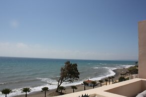 Frontline Penthouse With Private Pool