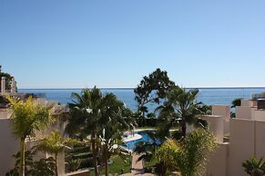 Beach Apartment - Private Pool