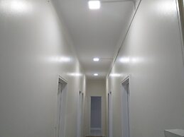 Come Inn Costa Caparica