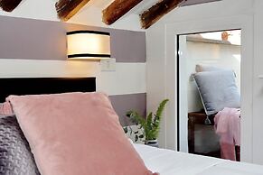 Pellegrino 2 - WR Apartments