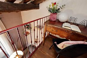 Pellegrino 2 - WR Apartments