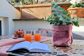 Pellegrino 2 - WR Apartments