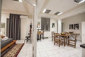 Icarus Penthouse by halu! Apartments