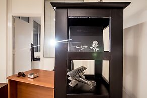 Icarus Penthouse by halu! Apartments