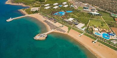 Noah's Ark Deluxe Hotel & Spa