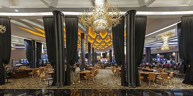 Noah's Ark Deluxe Hotel & Spa