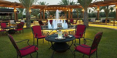 Noah's Ark Deluxe Hotel & Spa