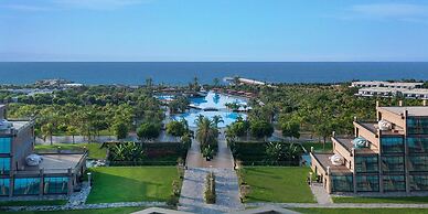 Noah's Ark Deluxe Hotel & Spa