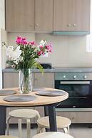 Local Hostel & Suites