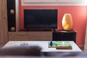 Local Hostel & Suites