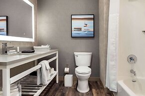 DoubleTree by Hilton Summerville Nexton