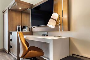 DoubleTree by Hilton Summerville Nexton