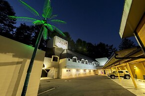 alo alo - Adults Only