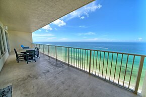 Wondrous Condo with Beach Access and Poolside Beach - Unit 2103 by Red