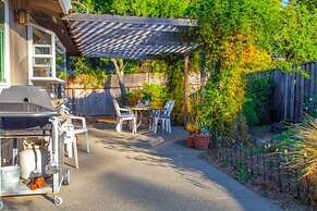 Casa Bella: Serene & Welcoming In Santa Rosa! 3 Bedroom Home by Redawn