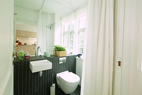 Central Canal Apartments 2