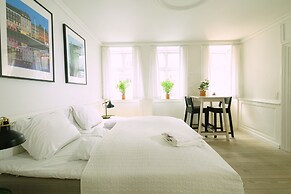 Central Canal Apartments 2