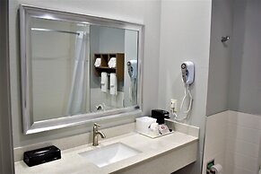 Days Inn & Suites by Wyndham Downtown/University of Houston