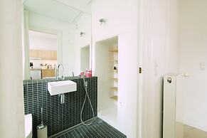 Central Canal Apartments 6