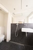 Central Canal Apartments 7