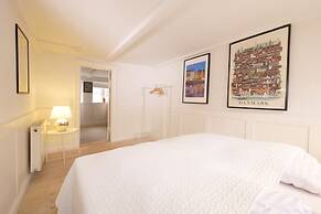 Central Canal Apartments 8