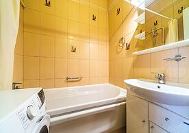 Apartment in the Palace Square