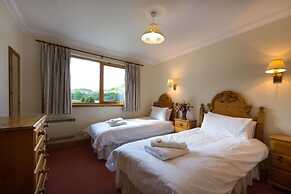 Stob Binnein Cottage