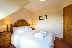 Stob Binnein Cottage