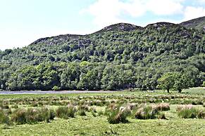 Stob Binnein Cottage
