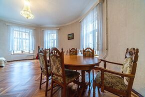 Apartments at the Palace Square 2