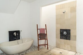 Orchid Paradise Bukit Villa