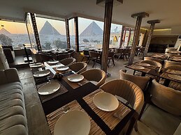 Sahara Pyramids Inn