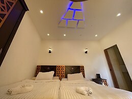 Sahara Pyramids Inn