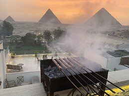 Sahara Pyramids Inn