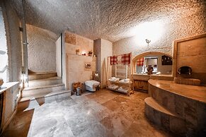 Zeus Cave Suites