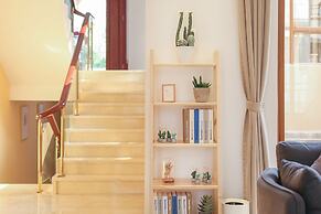 Nankunshan Hot Spring KTV Home Party Villa