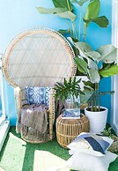 Sabrina's Crib by Azure 2 Bedroom near Airport