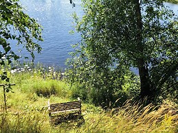 Apple Tree Cabin With River Views