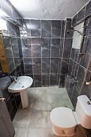 Otel 374