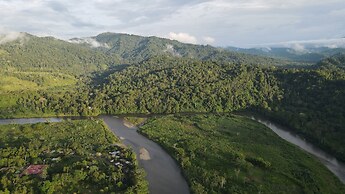 Ditsowou Lodge & Tours